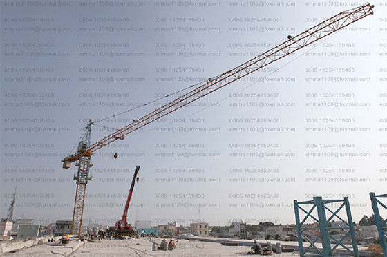 QTZ100 Wasserhahn Turm Kran TC6013 6tons Bau Stadt Kran freien Stand in Russland